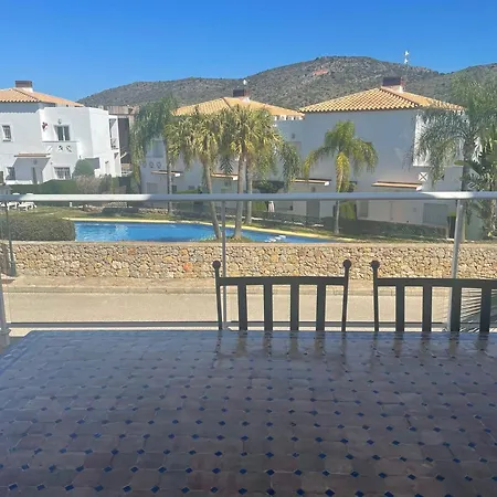 Modern 2 Bedroom 5mins From Golf Course Apartment Muntanya la Sella